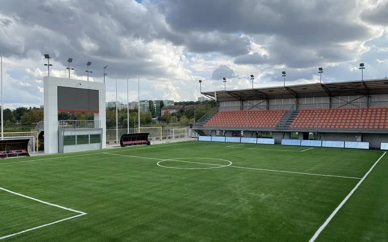 Gazon artificial — import și montaj